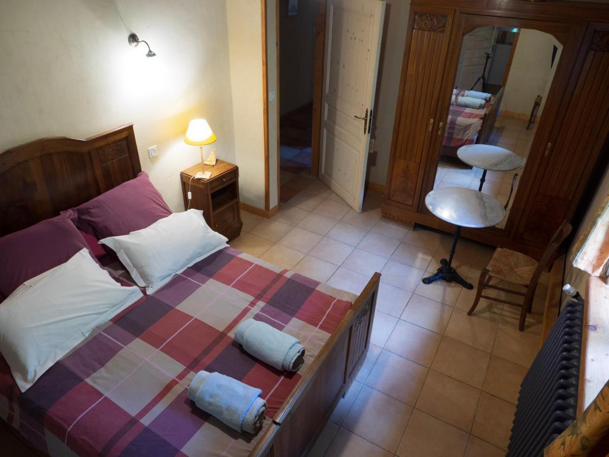 Bed and Breakfast Au Fil Des Saisons Les Cotes de Corps Exterior foto