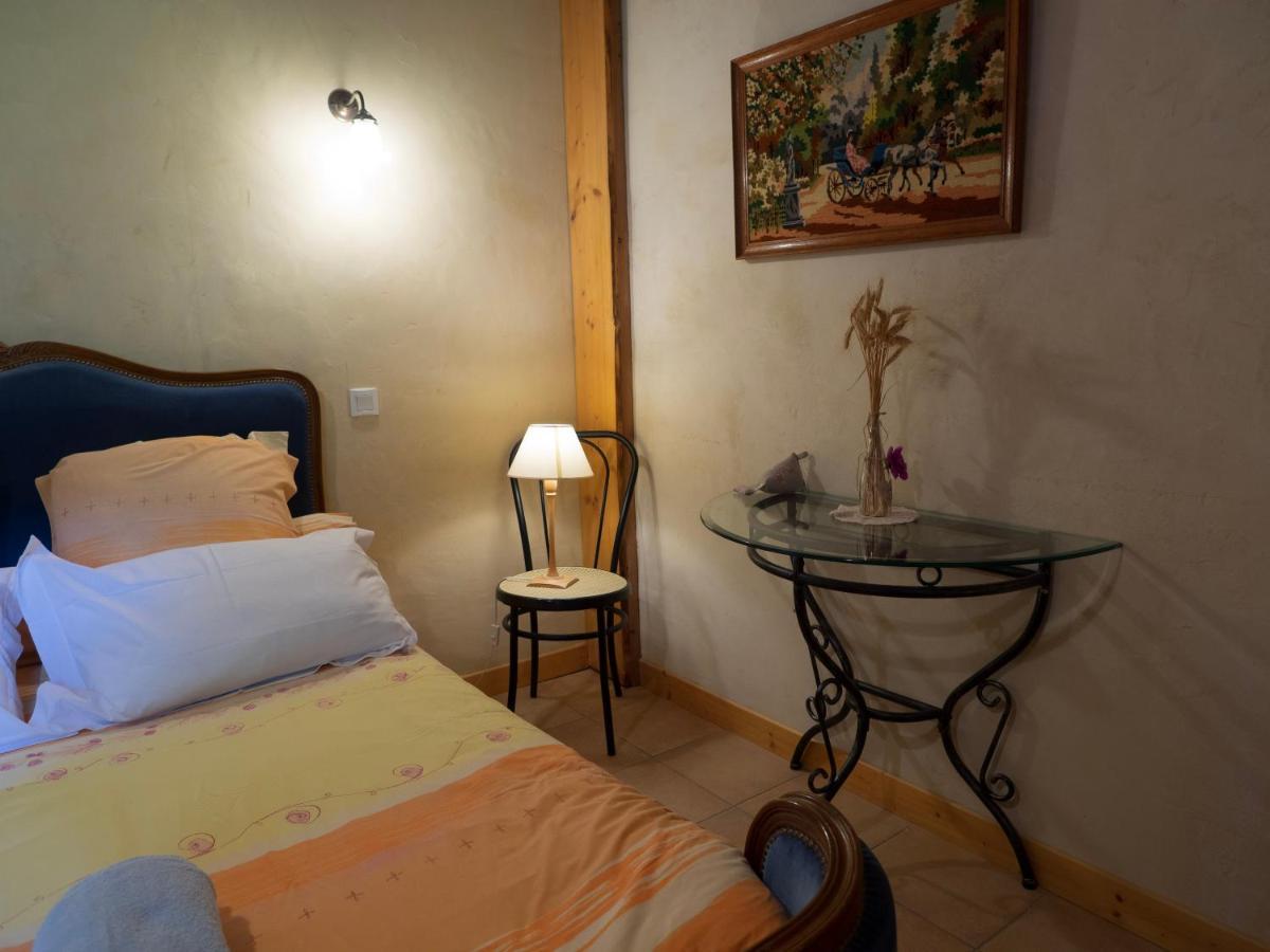 Bed and Breakfast Au Fil Des Saisons Les Cotes de Corps Exterior foto