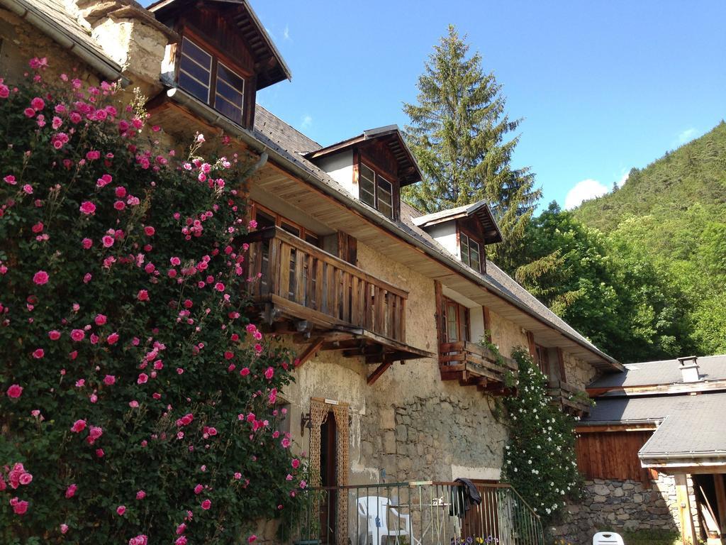 Bed and Breakfast Au Fil Des Saisons Les Cotes de Corps Exterior foto