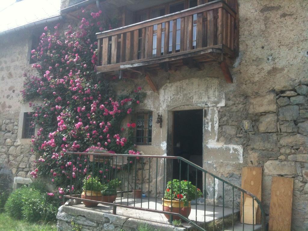 Bed and Breakfast Au Fil Des Saisons Les Cotes de Corps Exterior foto